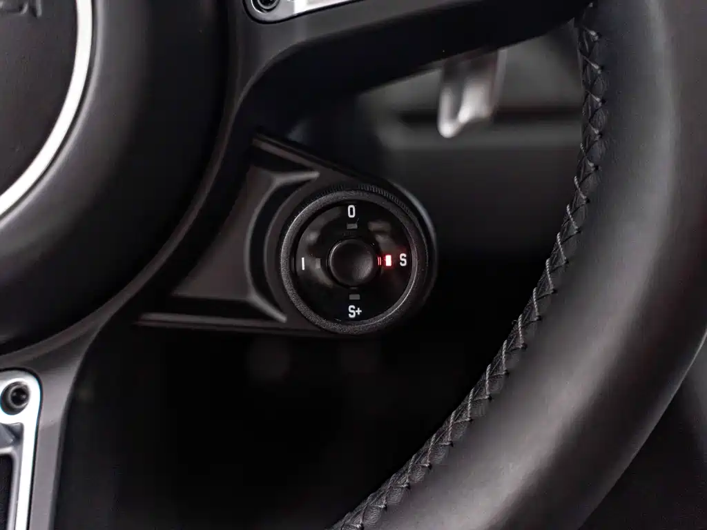 Porsche Cayman 2018 — фото 15