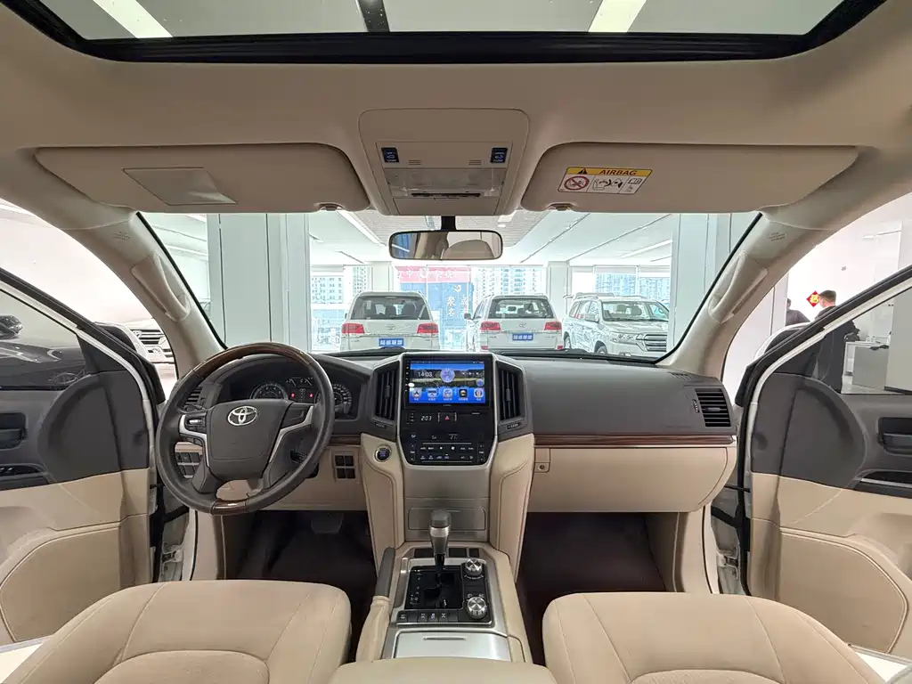 Toyota Land Cruiser 2019 — фото 20