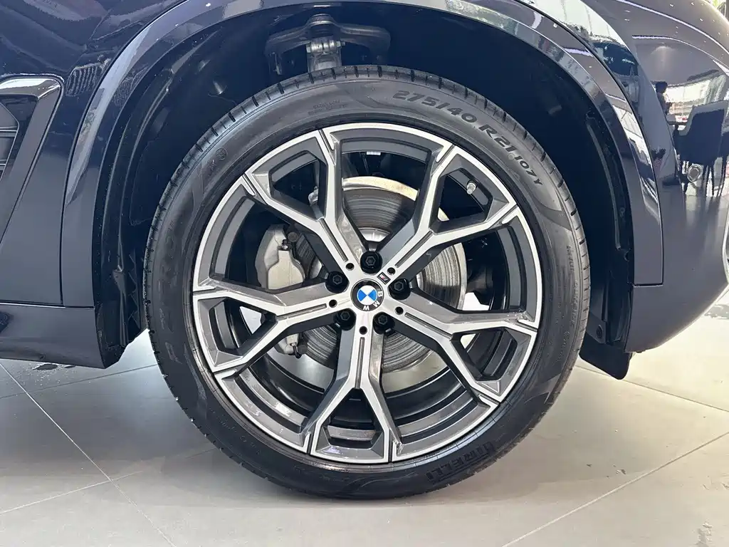 BMW X5 2025 — фото 16