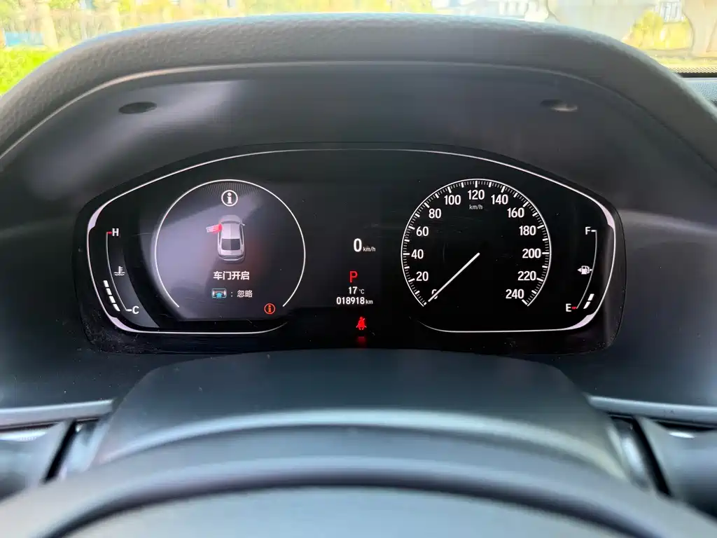 Honda Accord 2023 — фото 10