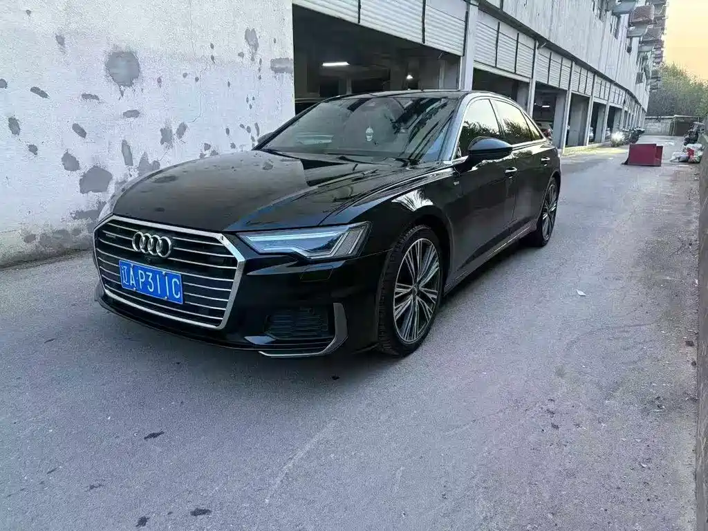 Audi A6L 2019 — фото 1