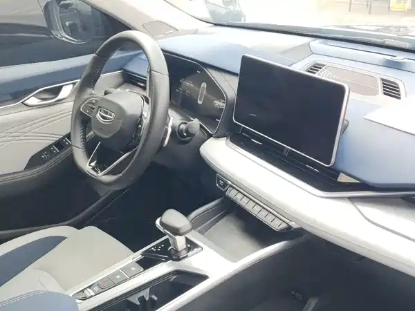 Geely Xingrui 2021