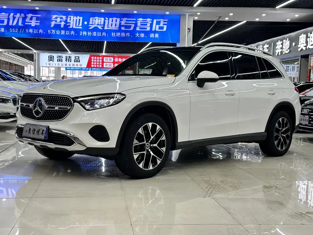Mercedes-Benz GLC 2023 — фото 1