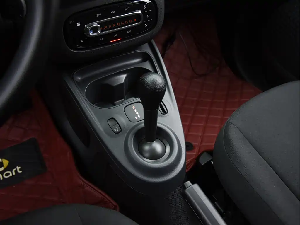 smart Fortwo 2019 — фото 11