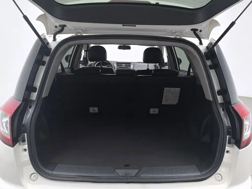 Geely GX7 2013 — фото 16