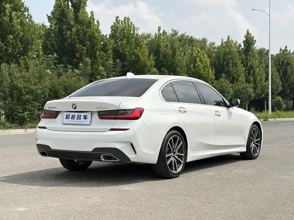 BMW 3 Series 2021