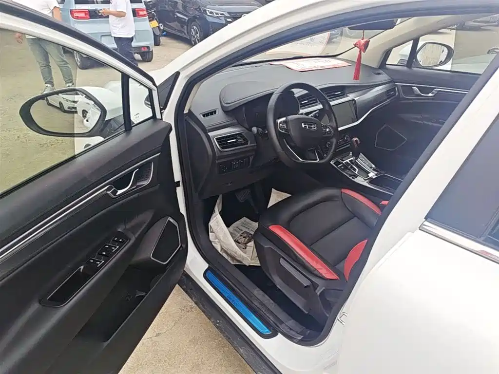 Geely Emgrand GS 2020 — фото 16