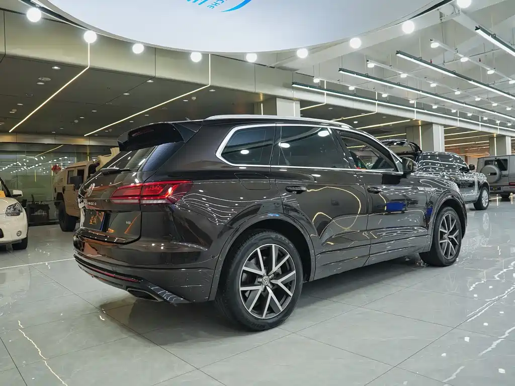Volkswagen Touareg 2019 — фото 6