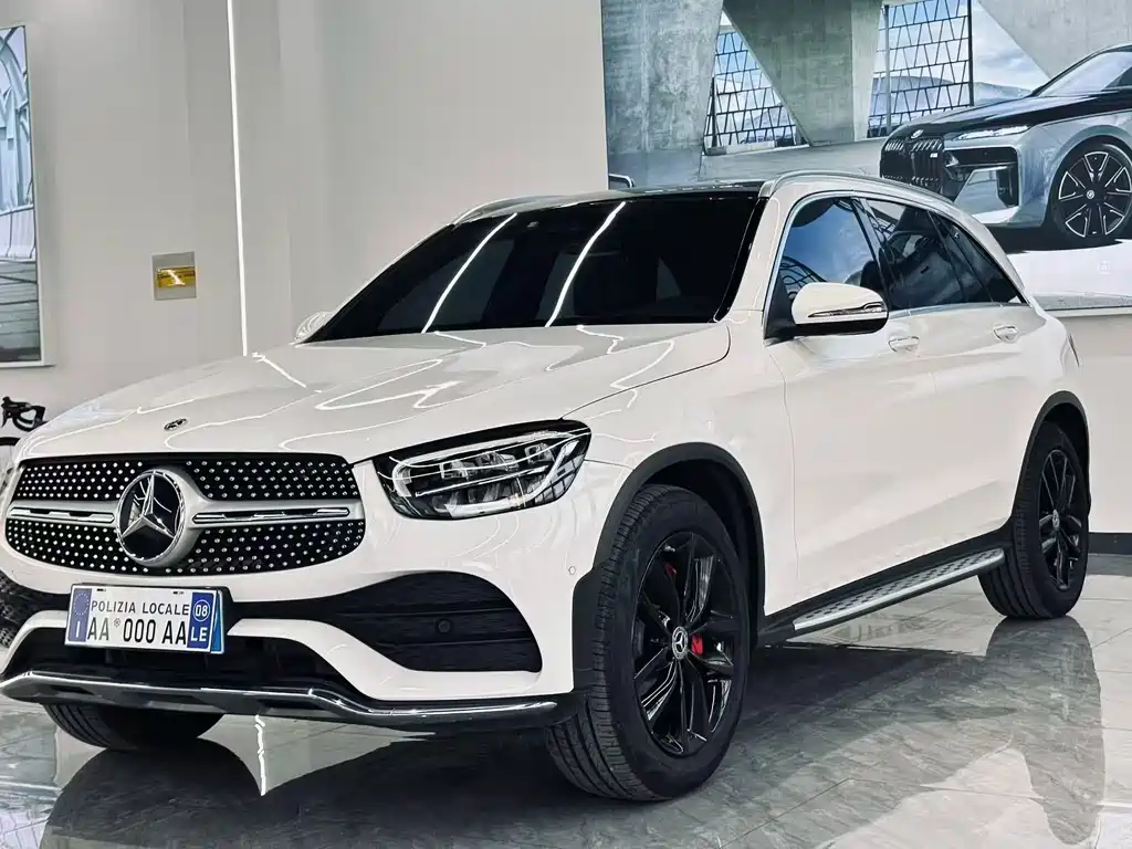 Mercedes-Benz GLC 2021 — фото 1