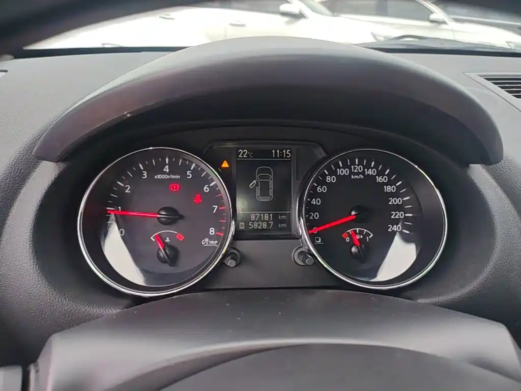 Nissan Qashqai 2014 — фото 12