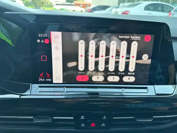 Volkswagen Golf 2023