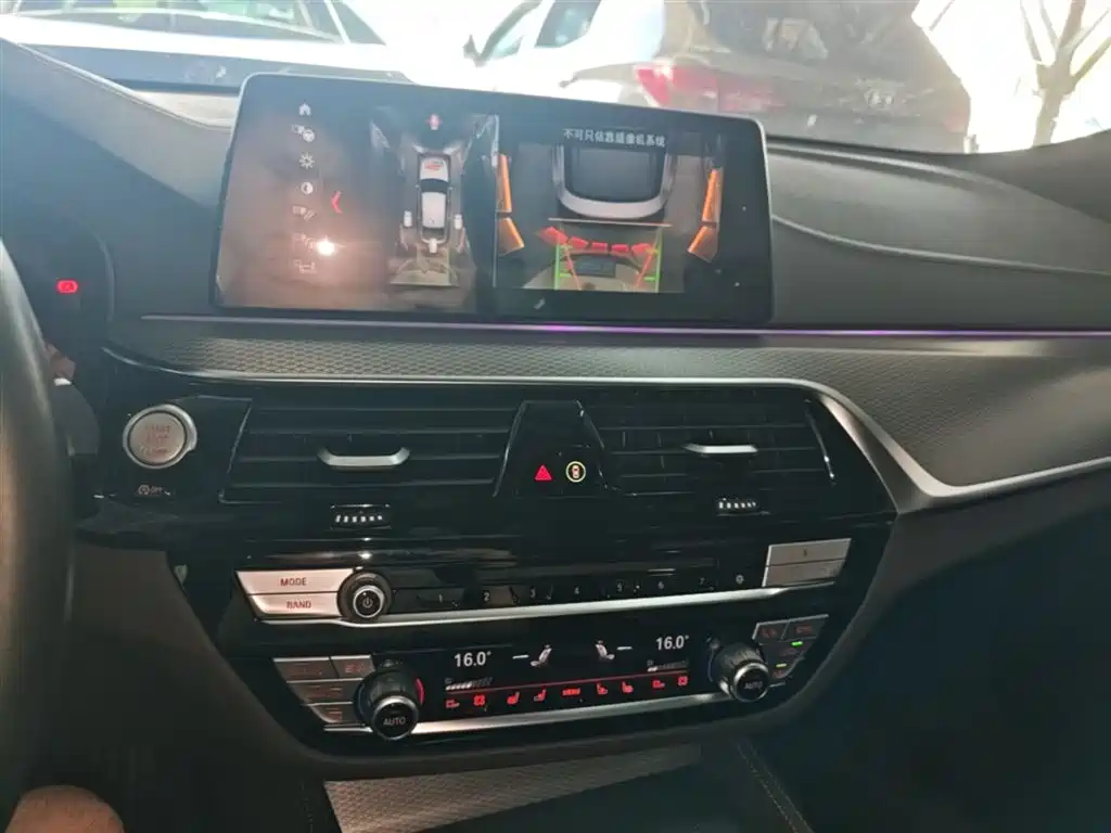 BMW 6 Series GT 2019 — фото 13