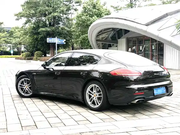 Porsche Panamera 2017