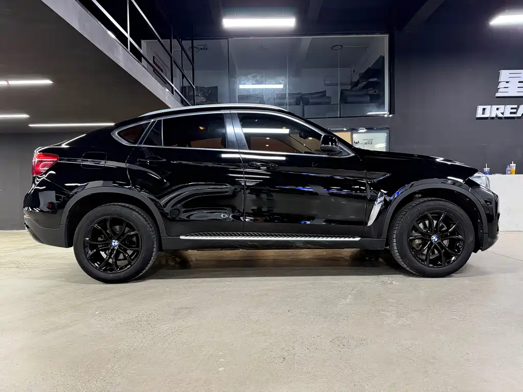 BMW X6 2016 — фото 10