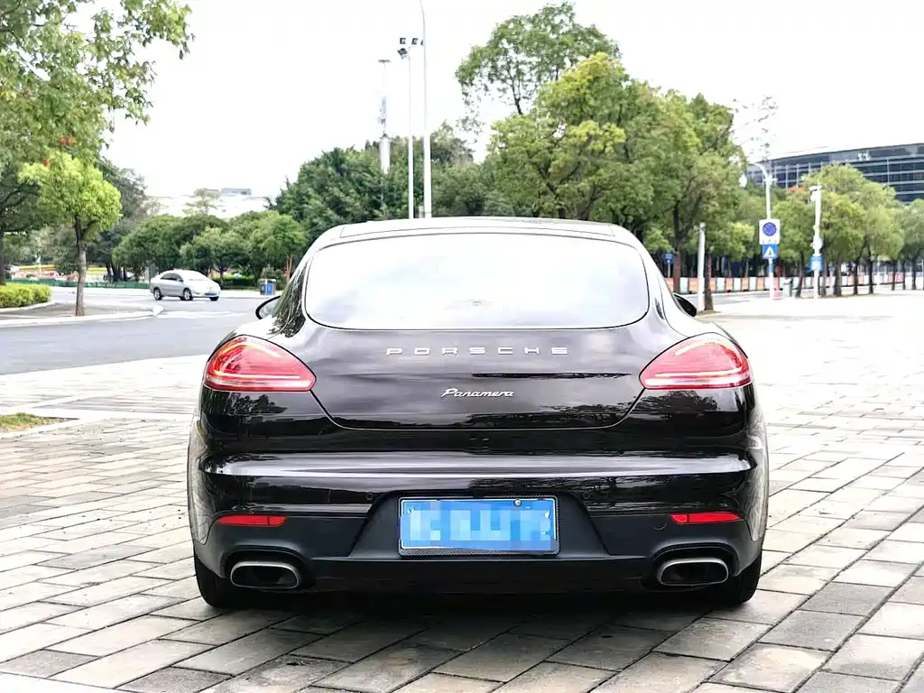 Porsche Panamera 2017 — фото 8