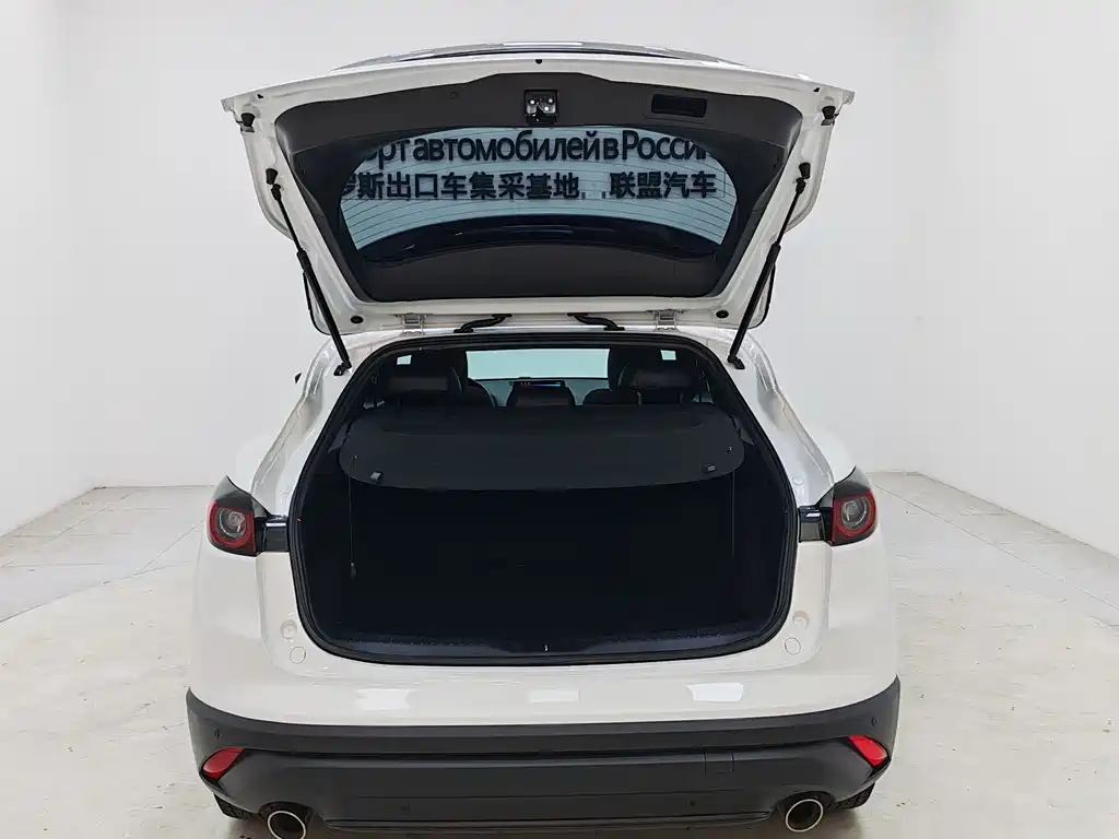 Mazda CX-4 2023 — фото 16