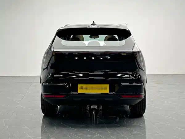 Geely Boyue L 2026