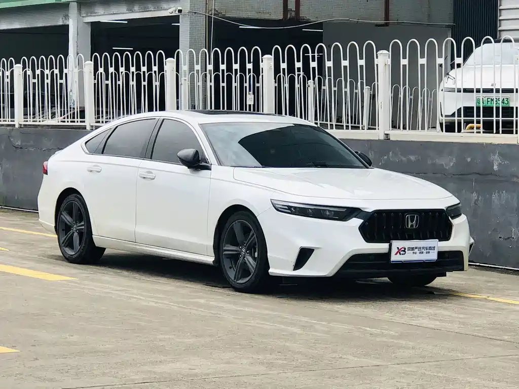 Honda Inspire 2024 — фото 1