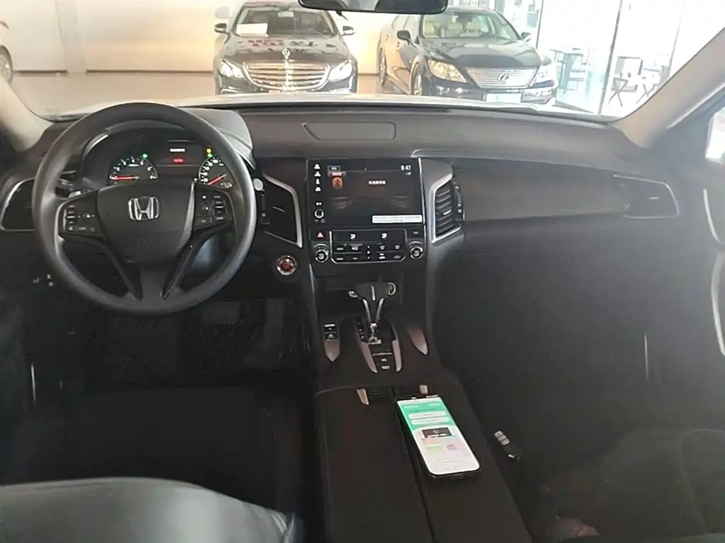 Honda Avancier 2017 — фото 10