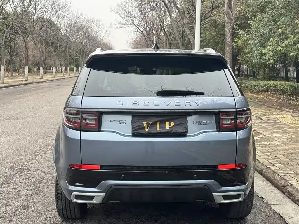 Land Rover Discovery Sport 2023 — фото 4