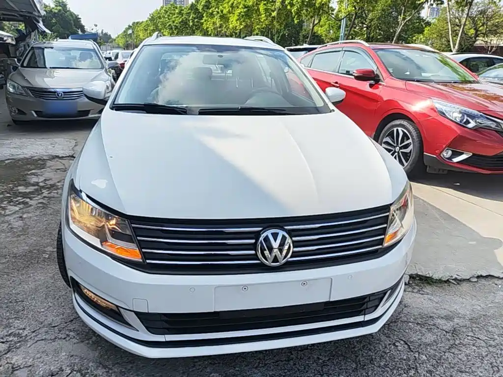 Volkswagen Gran Lavida 2015
