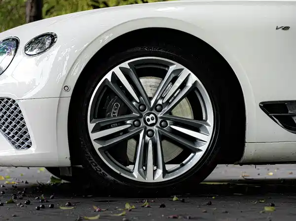 Bentley Continental 2022