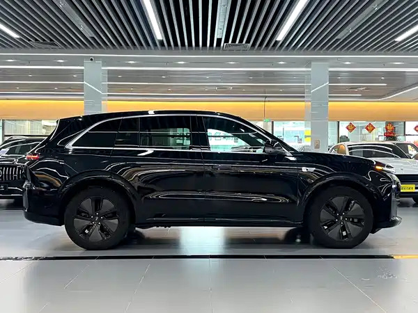 Li Auto L6 2024