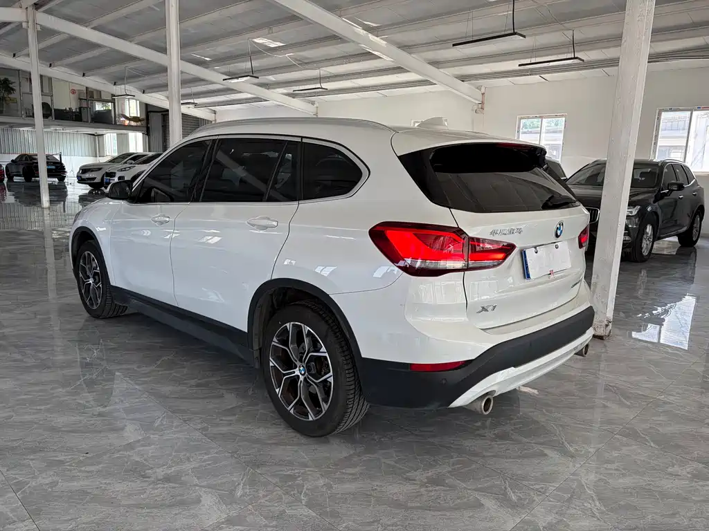 BMW X1 2023 — фото 4