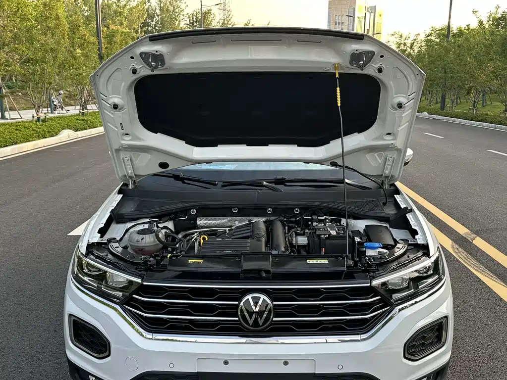 Volkswagen T-Roc 2023 — фото 11