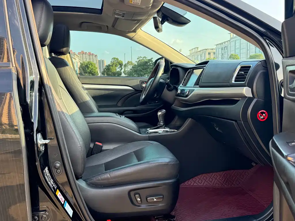 Toyota Highlander 2019 — фото 11