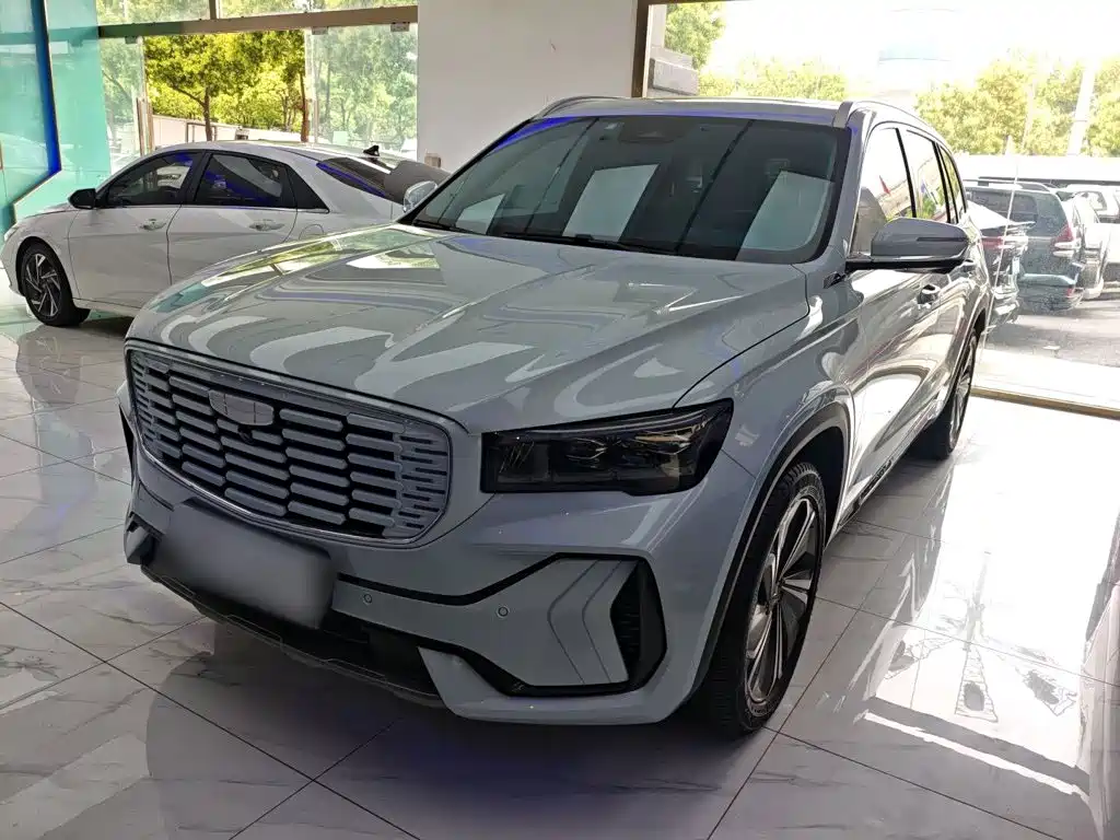 Geely Xingyue L 2022 — фото 1