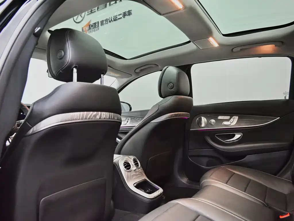 Mercedes-Benz E-Class 2021 — фото 14