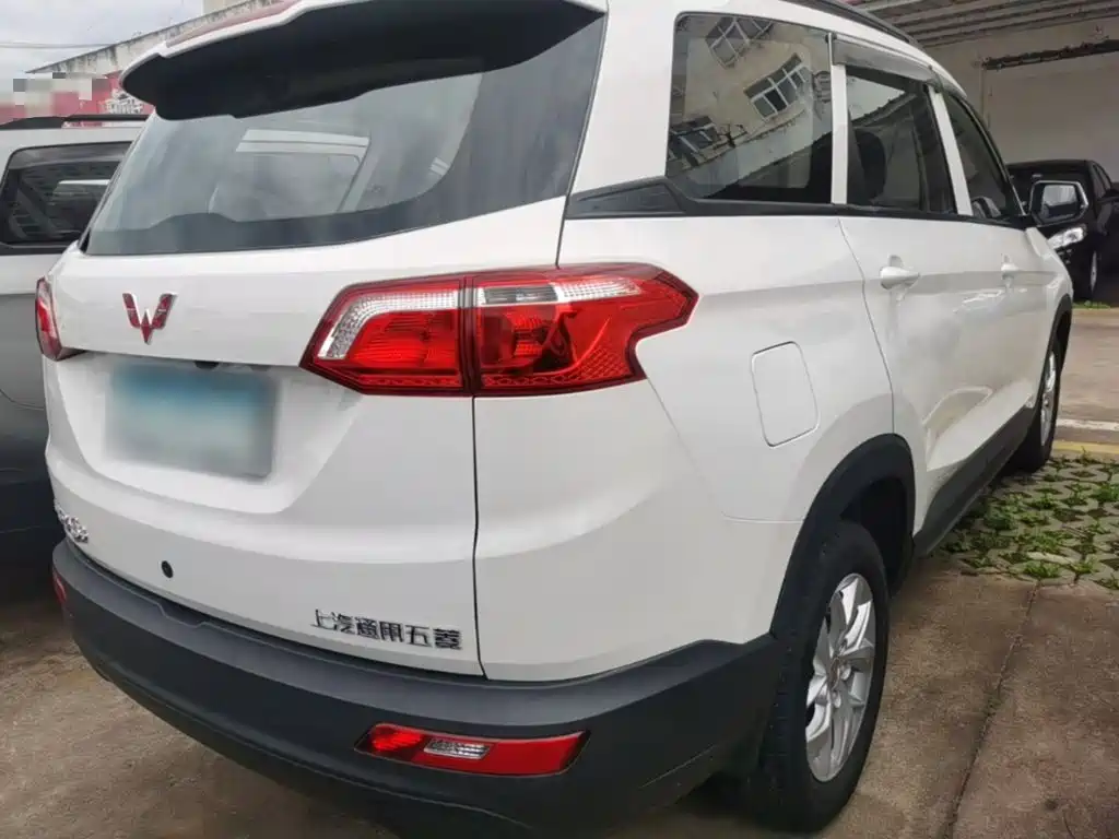 Wuling Hongguang S3 2021 — фото 7