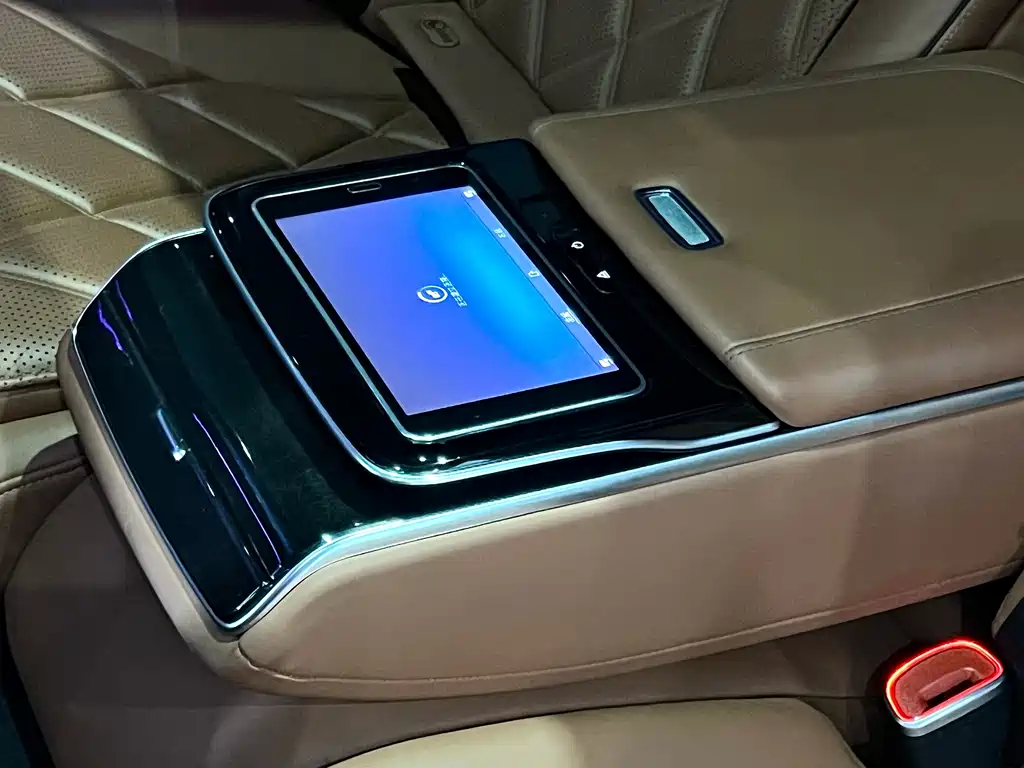 Mercedes-Benz S-Class 2023 — фото 36