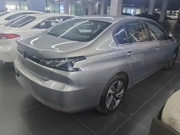 Peugeot 408 2026