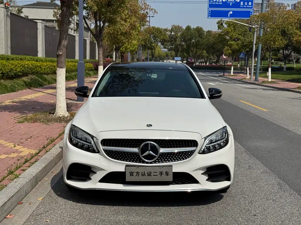 Mercedes-Benz C-Class 2019 — фото 2