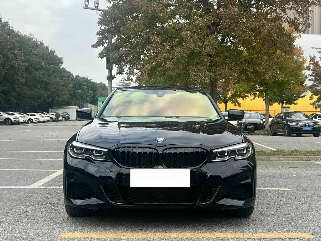 BMW 3 Series 2022