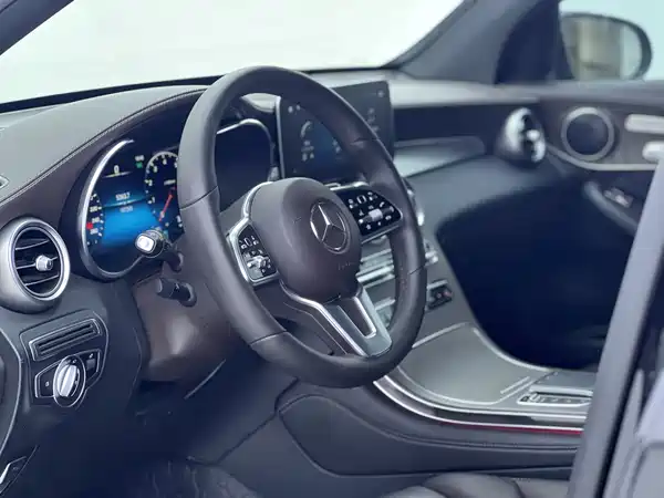 Mercedes-Benz GLC 2020
