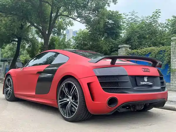 Audi R8 2012