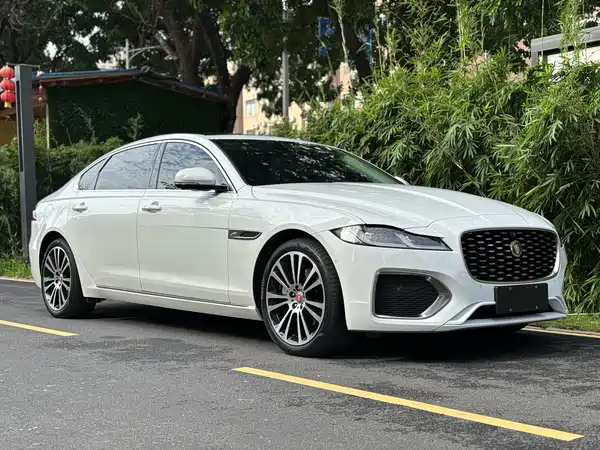 Jaguar XFL 2022