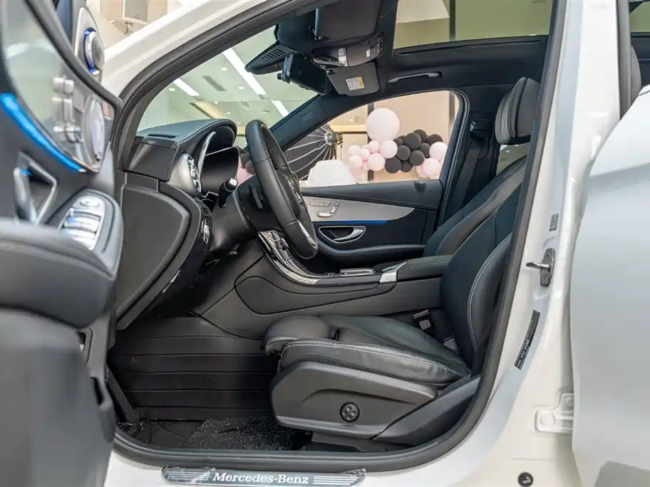 Mercedes-Benz GLC 2023 — фото 15