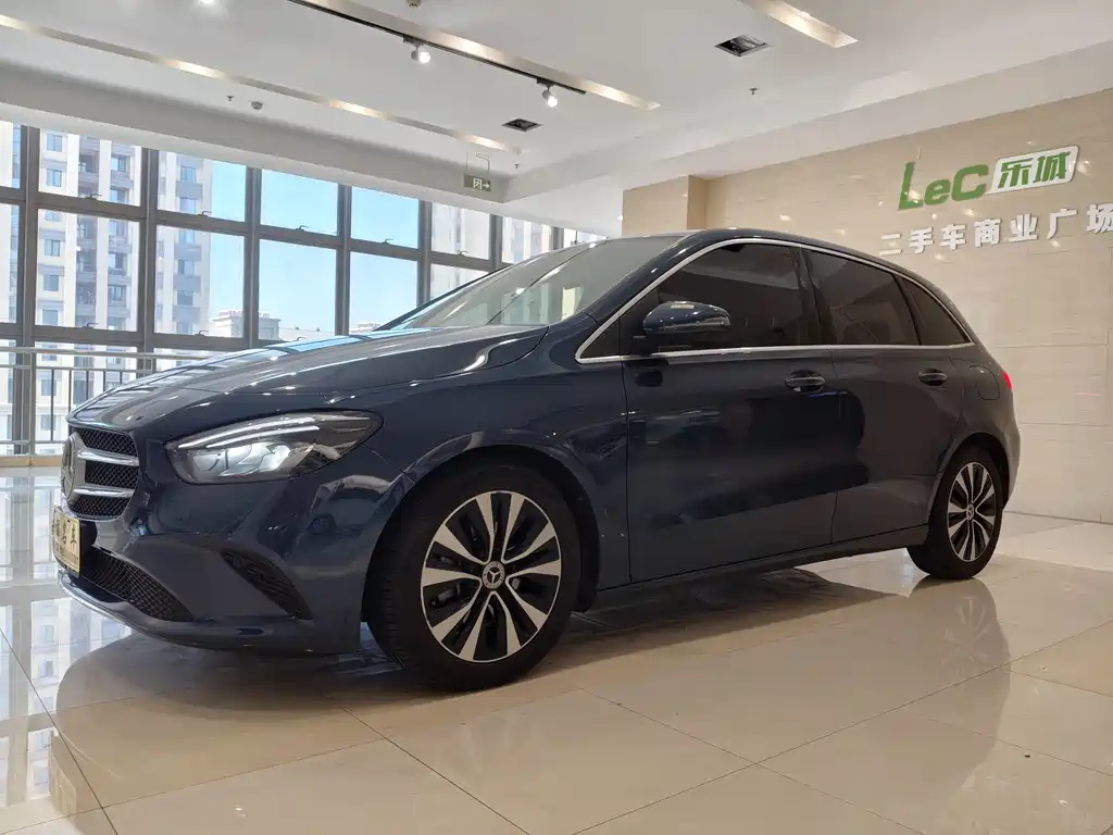 Mercedes-Benz B-Class 2021