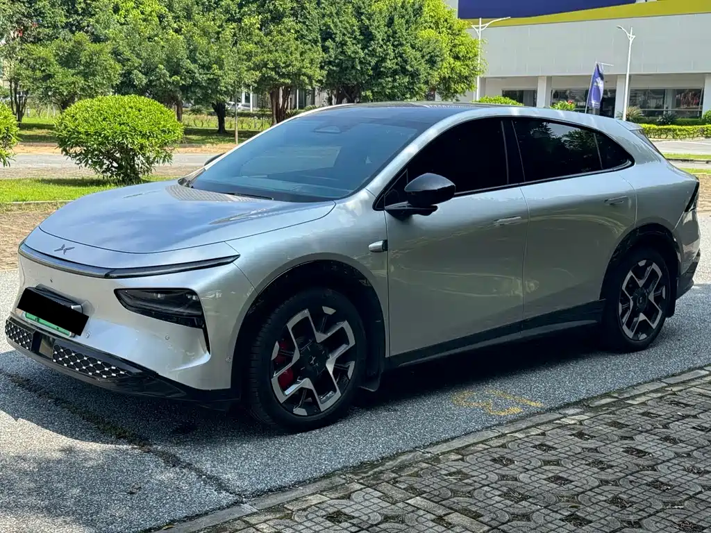 XPeng G7 2025