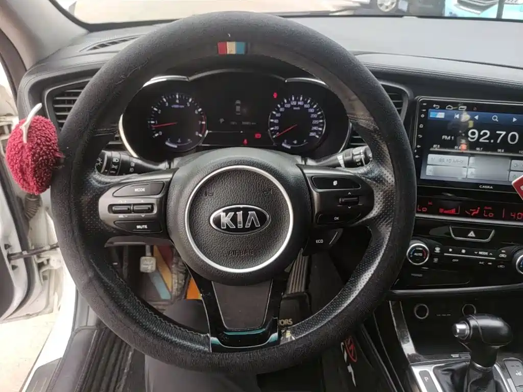 Kia K5 2016 — фото 11