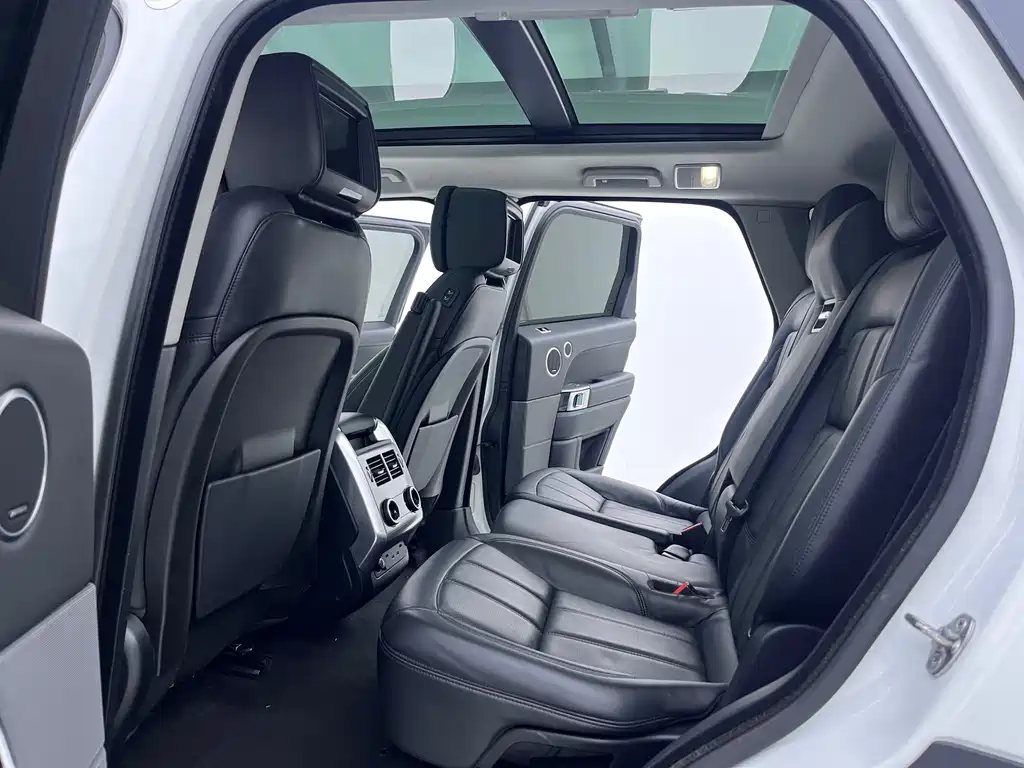 Land Rover Sport 2018 — фото 13