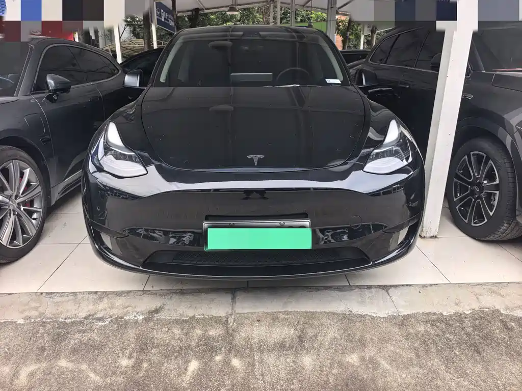 Tesla Model Y 2022 — фото 2