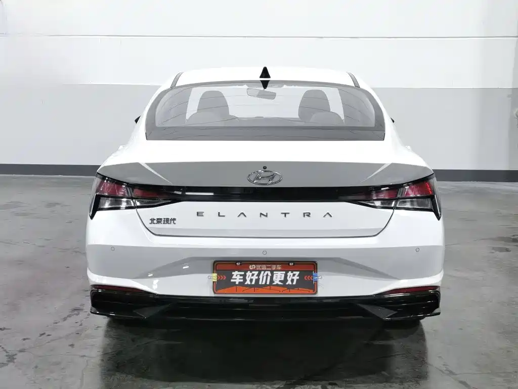 Hyundai Elantra 2020