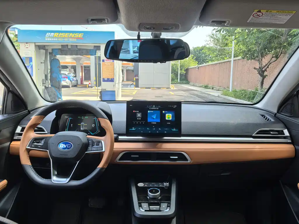 BYD e2 2021