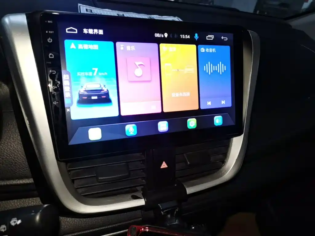 Toyota Yaris L 2021 — фото 13