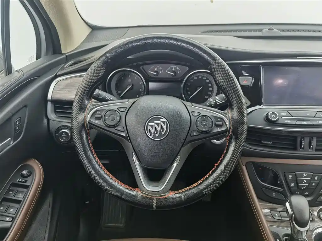 Buick Envision Plus 2016 — фото 11
